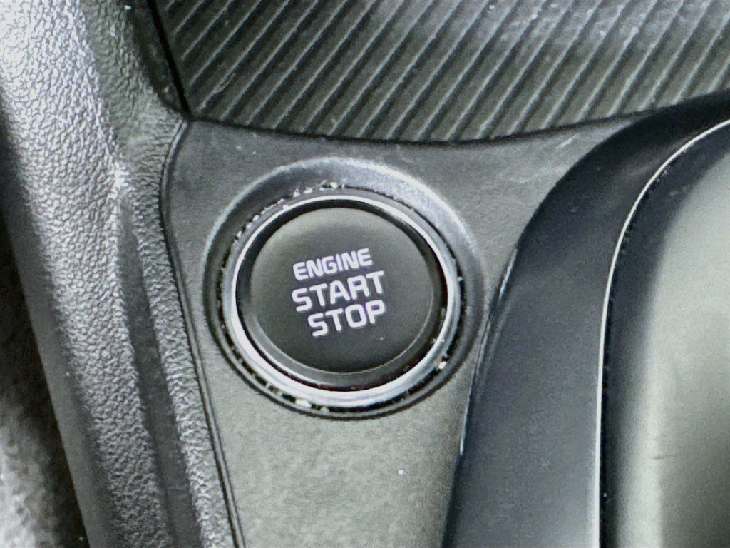 Used 2025 Kia K4 FWD image 26