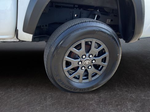 Used 2023 Toyota Tacoma TRD Off-Road RWD image 9
