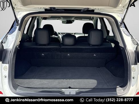 Certified 2023 Nissan Murano SV w/ SV Midnight Edition Package FWD image 18