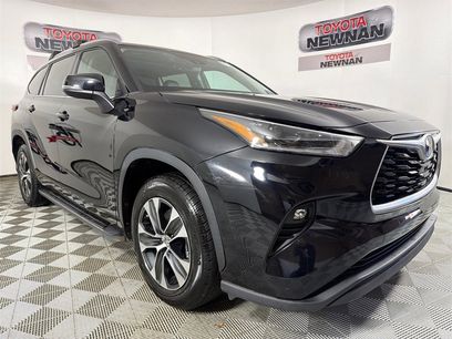 Used 2021 Toyota Highlander XLE