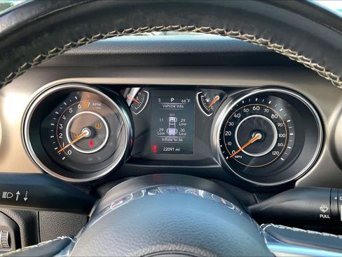 Used 2020 Jeep Gladiator Sport w/ Quick Order Package 24S image 25
