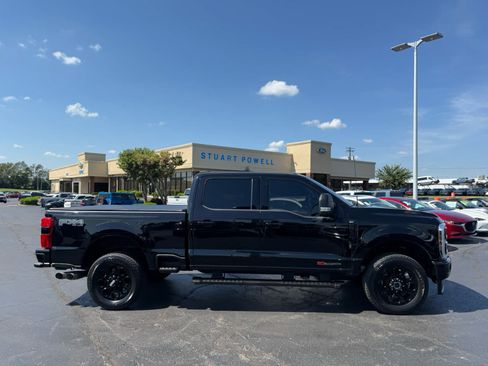 Used 2024 Ford F250 XLT w/ Black Appearance Package AWD/4WD image 18