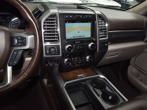 Used 2018 Ford F250 Limited w/ FX4 Off-Road Package AWD/4WD image 26