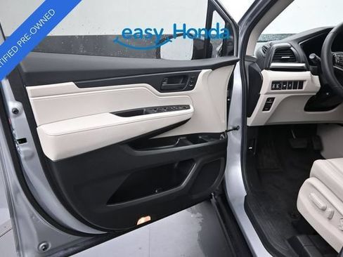 Certified 2025 Honda Odyssey EX-L image 16