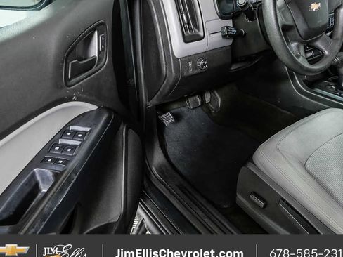 Used 2016 Chevrolet Colorado W/T image 7