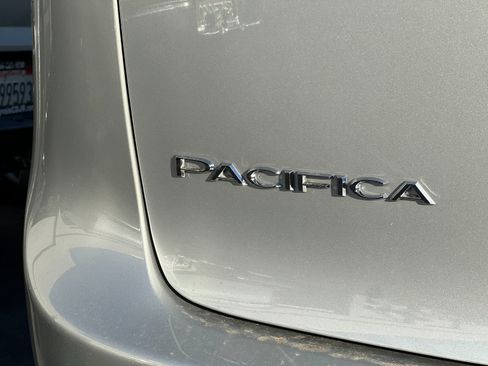 New 2026 Chrysler Pacifica Select image 27