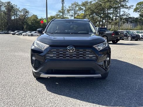 Used 2019 Toyota RAV4 Limited image 10