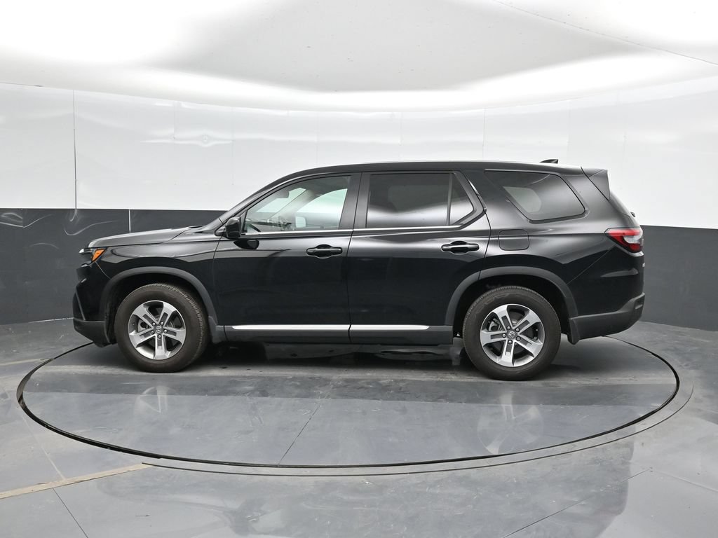 Used 2025 Honda Pilot EX-L image 8