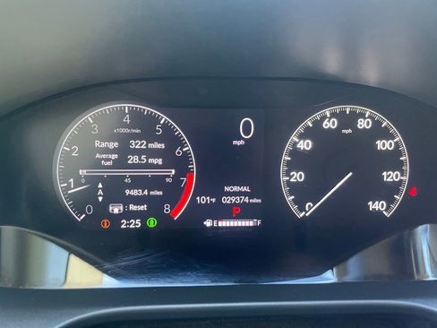 Used 2023 Honda HR-V EX-L image 16