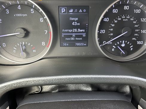 Used 2018 Hyundai Elantra SEL image 9