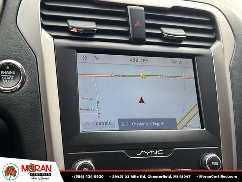 Used 2020 Ford Fusion SE FWD image 20