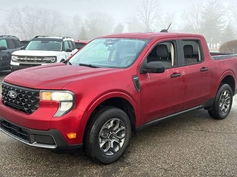 New 2026 Ford Maverick XLT w/ XLT Luxury Package image 2