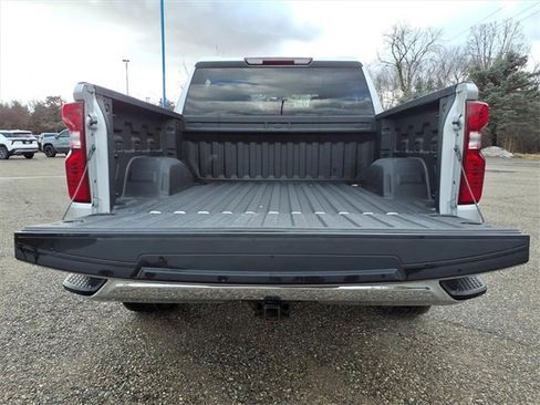 Used 2022 Chevrolet Silverado 1500 LT w/ LPO, Dark Essentials Package image 8