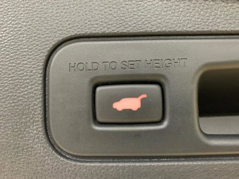 Used 2023 Acura MDX SH-AWD w/ Technology Package image 45