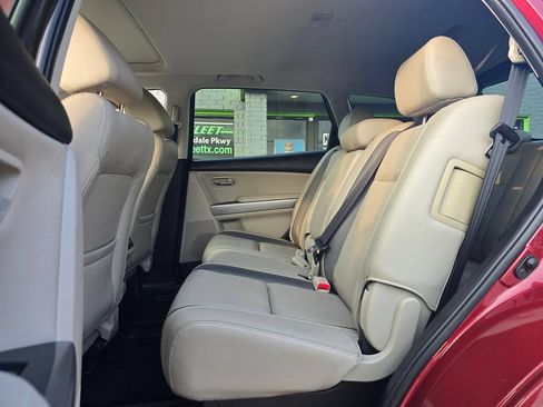 Used 2011 MAZDA CX-9 Grand Touring w/ Moonroof & Bose Audio Pkg FWD image 17