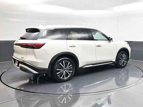 Used 2023 INFINITI QX60 Sensory AWD/4WD image 3