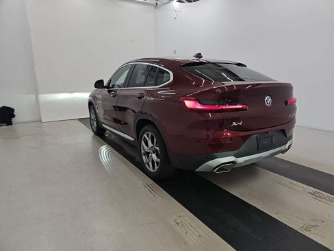 Certified 2025 BMW X4 xDrive30i image 6