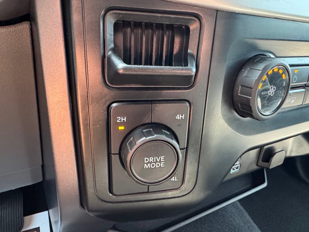 Used 2023 Ford F150 XLT AWD/4WD image 31