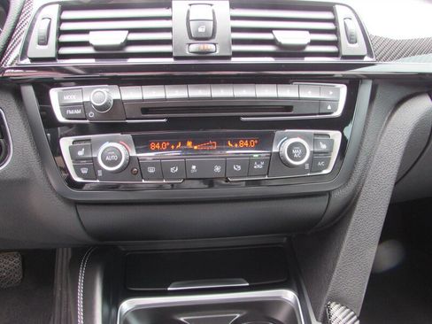 Used 2015 BMW M4 Coupe RWD image 16