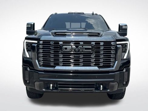 Used 2024 GMC Sierra 3500 Denali Ultimate AWD/4WD image 10