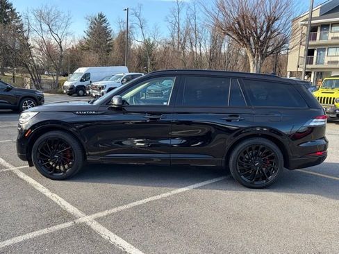 Used 2023 Lincoln Aviator Reserve w/ Equipment Group 201A image 4