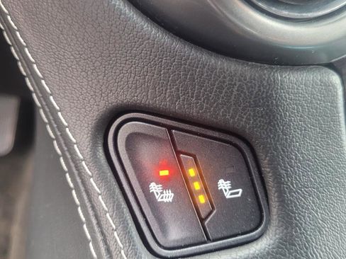 Used 2016 Chevrolet Tahoe LT AWD/4WD image 22