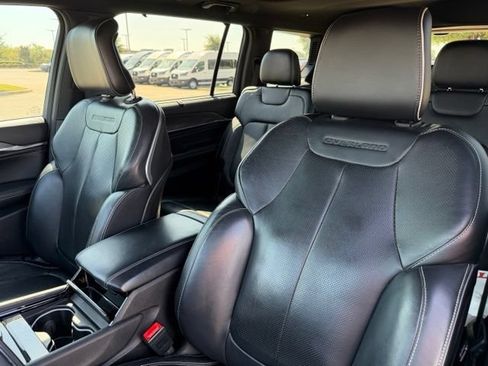 Used 2021 Jeep Grand Cherokee L Overland w/ Luxury Tech Group IV RWD image 14