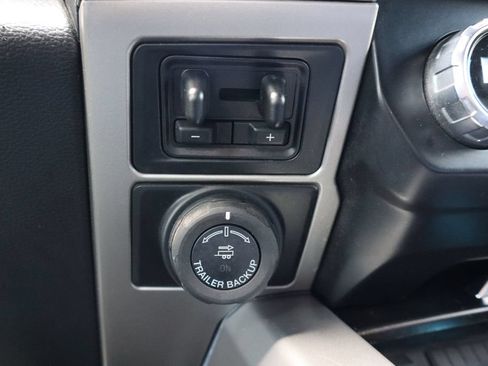 Used 2022 Ford F350 Lariat w/ Lariat Ultimate Package AWD/4WD image 12