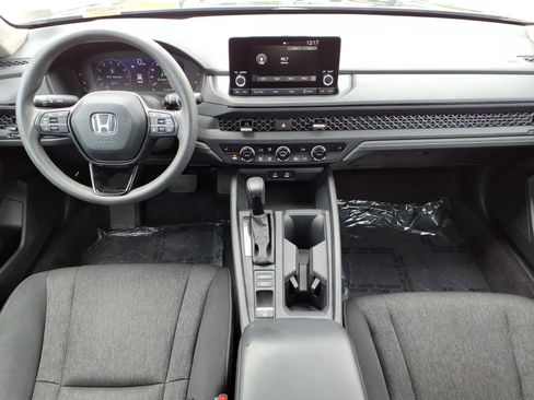 Used 2024 Honda Accord EX image 22
