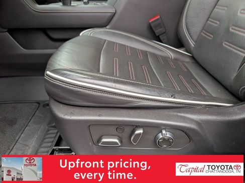 Used 2024 GMC Sierra 1500 AT4X image 9