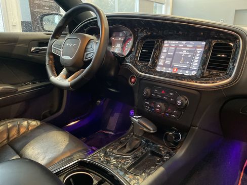 Used 2022 Dodge Charger SRT Hellcat w/ Harman/Kardon Audio Group RWD image 37
