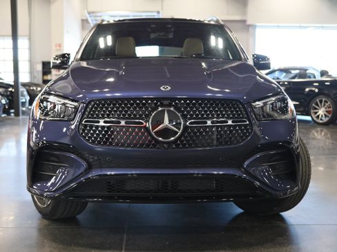Used 2024 Mercedes-Benz GLE 350 4MATIC image 2