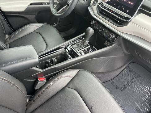 Certified 2024 Jeep Compass Limited image 16