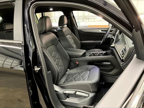 New 2026 Volkswagen Atlas Cross Sport SE AWD/4WD image 10