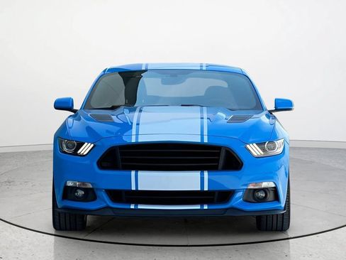 Used 2017 Ford Mustang GT w/ GT Performance Package RWD image 4