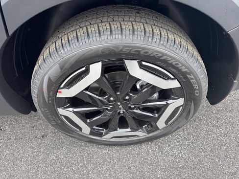 New 2025 Kia Telluride S image 20