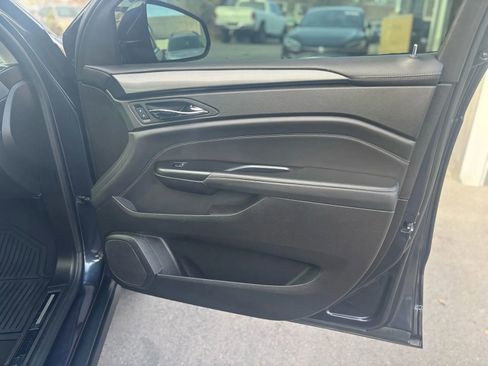 Used 2016 Cadillac SRX Performance w/ Midnight Edition Package image 21