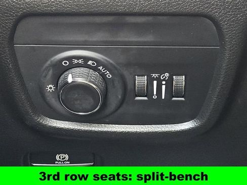 Used 2023 Jeep Grand Cherokee L Laredo image 20