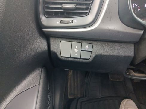 Used 2019 Kia Rio S image 14