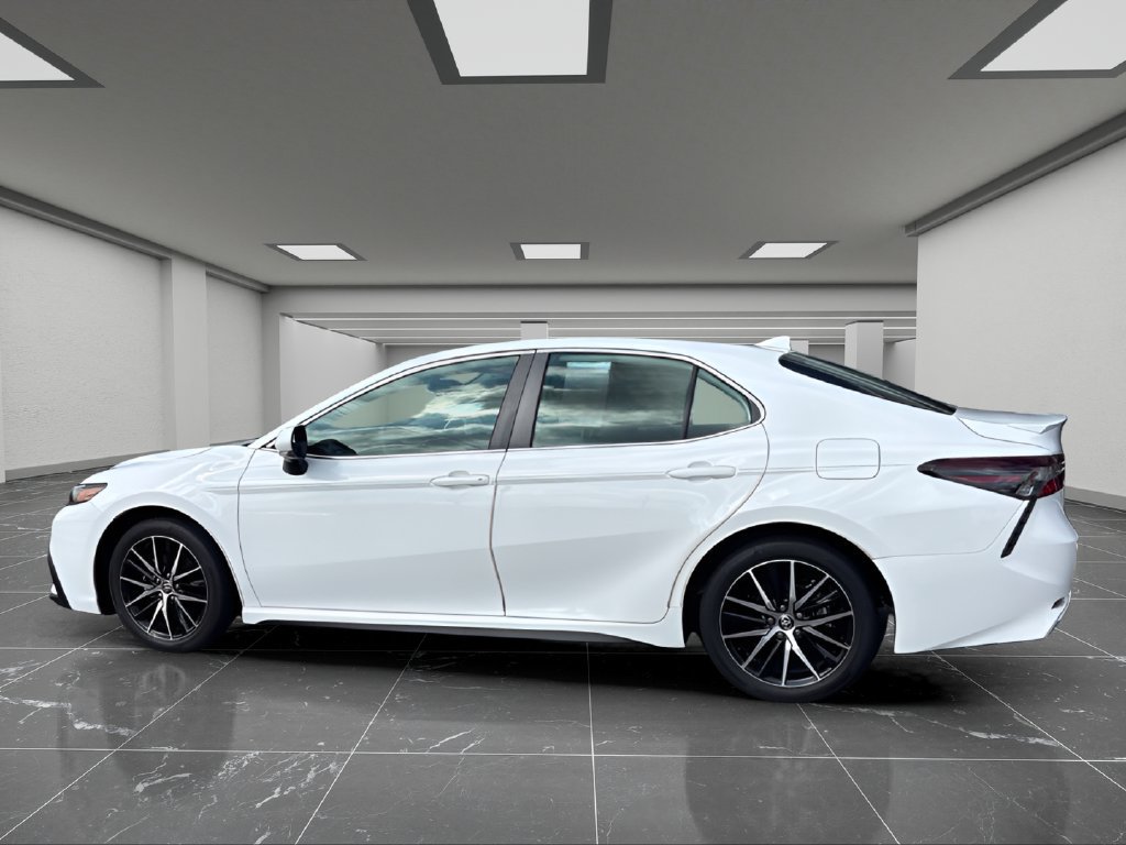 Used 2024 Toyota Camry SE w/ Blackout Package (TMS) AWD/4WD image 8