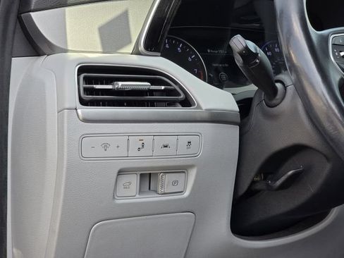 Used 2022 Hyundai Palisade SEL w/ Premium Package FWD image 21