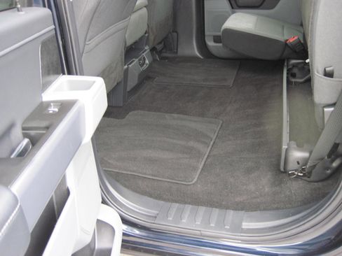 Used 2022 Ford F150 XLT w/ Equipment Group 302A High image 7