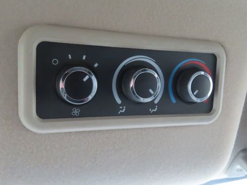 Used 2023 Chevrolet Express 3500 LS RWD image 32