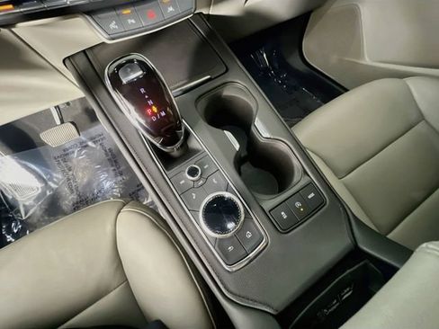 Used 2023 Cadillac XT4 Premium Luxury w/ Enhanced Visibility Package FWD image 25
