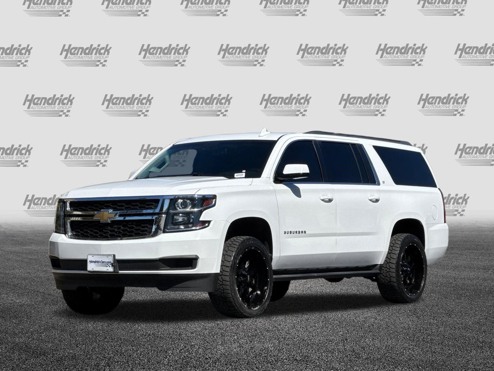 Used 2019 Chevrolet Suburban LT RWD image 9