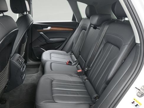 Used 2022 Audi Q5 2.0T Premium Plus AWD/4WD image 11