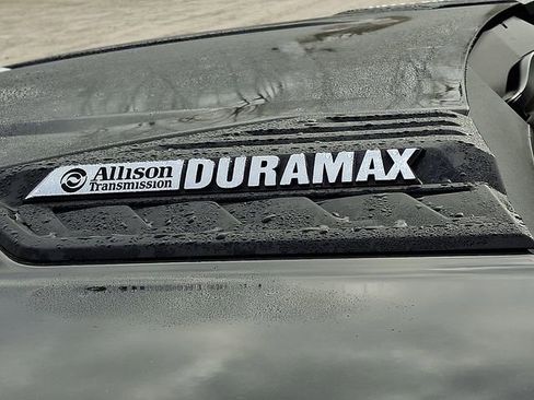 Used 2025 Chevrolet Silverado 2500 LT w/ Convenience Package image 10