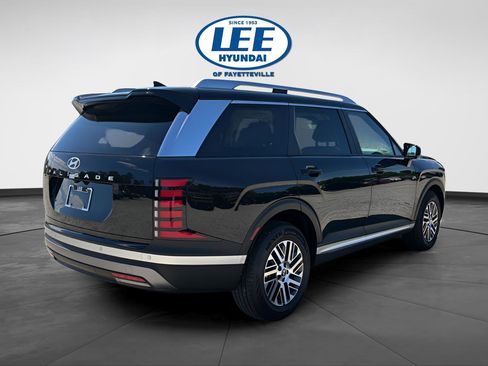 New 2026 Hyundai Palisade SEL FWD image 3