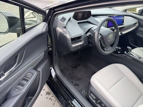 New 2026 Toyota Prius XLE image 9