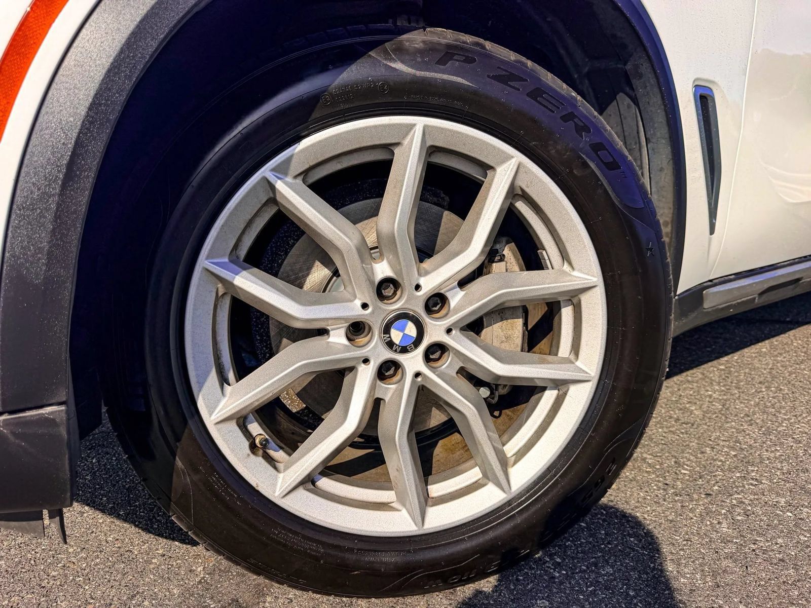 Used 2019 BMW X5 xDrive40i w/ Premium Package 2 AWD/4WD image 55